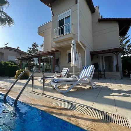 Villa Classis
