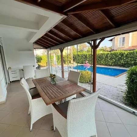 Villa Classis